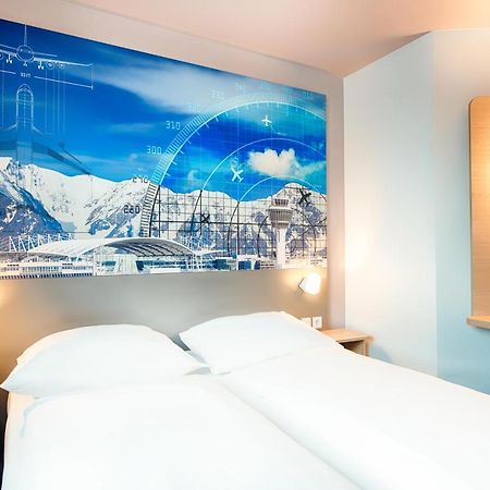 B&B Hotel Muenchen-Airport Hallbergmoos Bagian luar foto