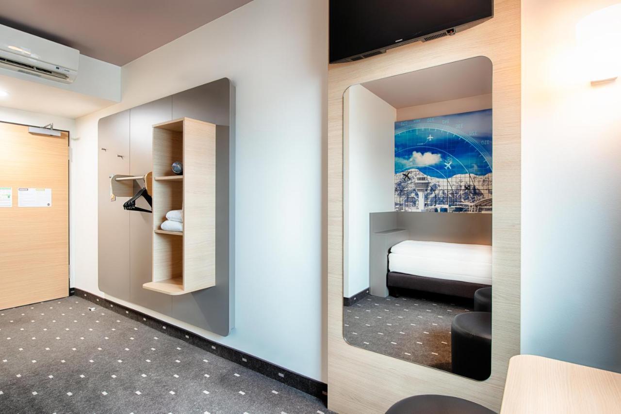 B&B Hotel Muenchen-Airport Hallbergmoos Bagian luar foto