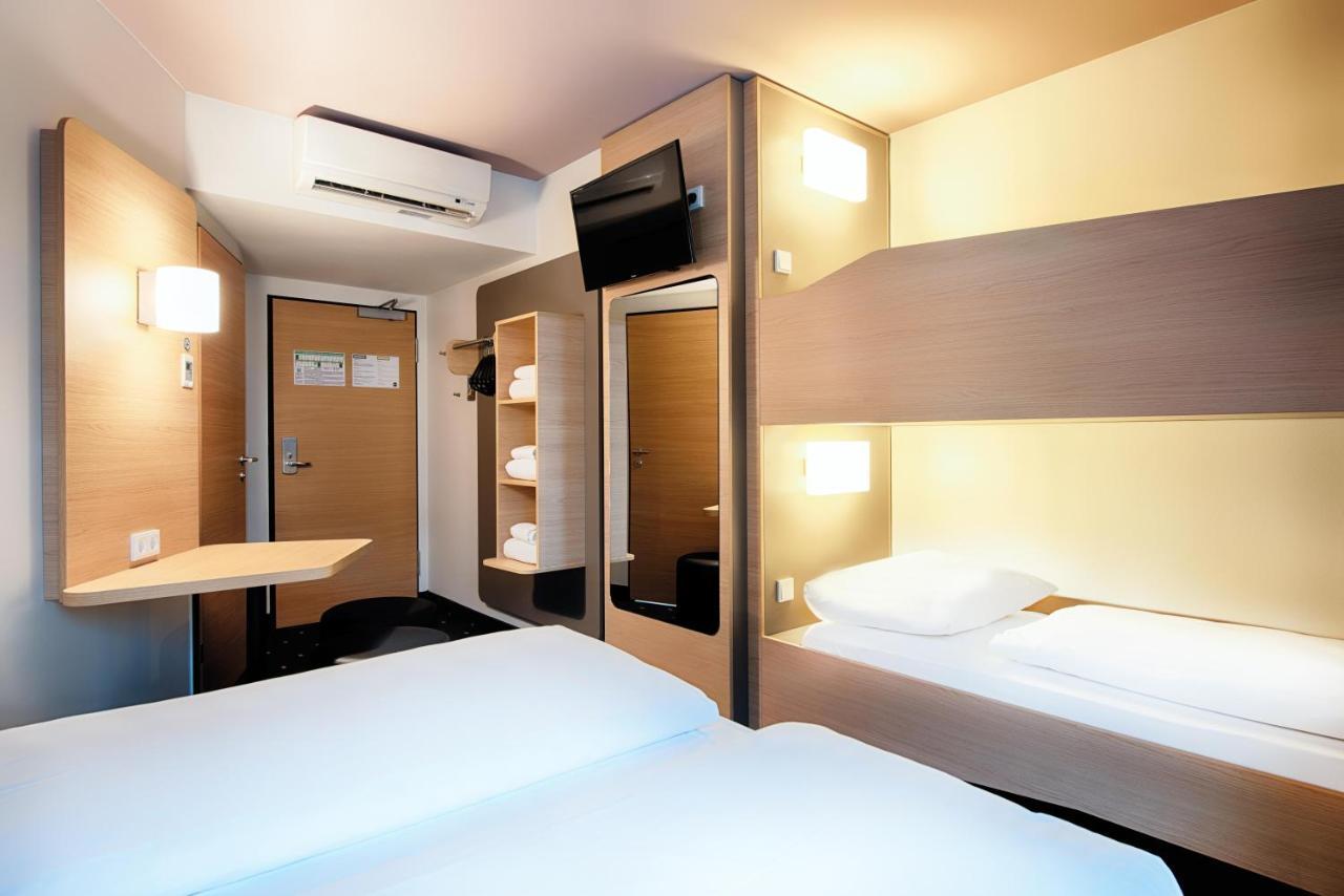 B&B Hotel Muenchen-Airport Hallbergmoos Bagian luar foto