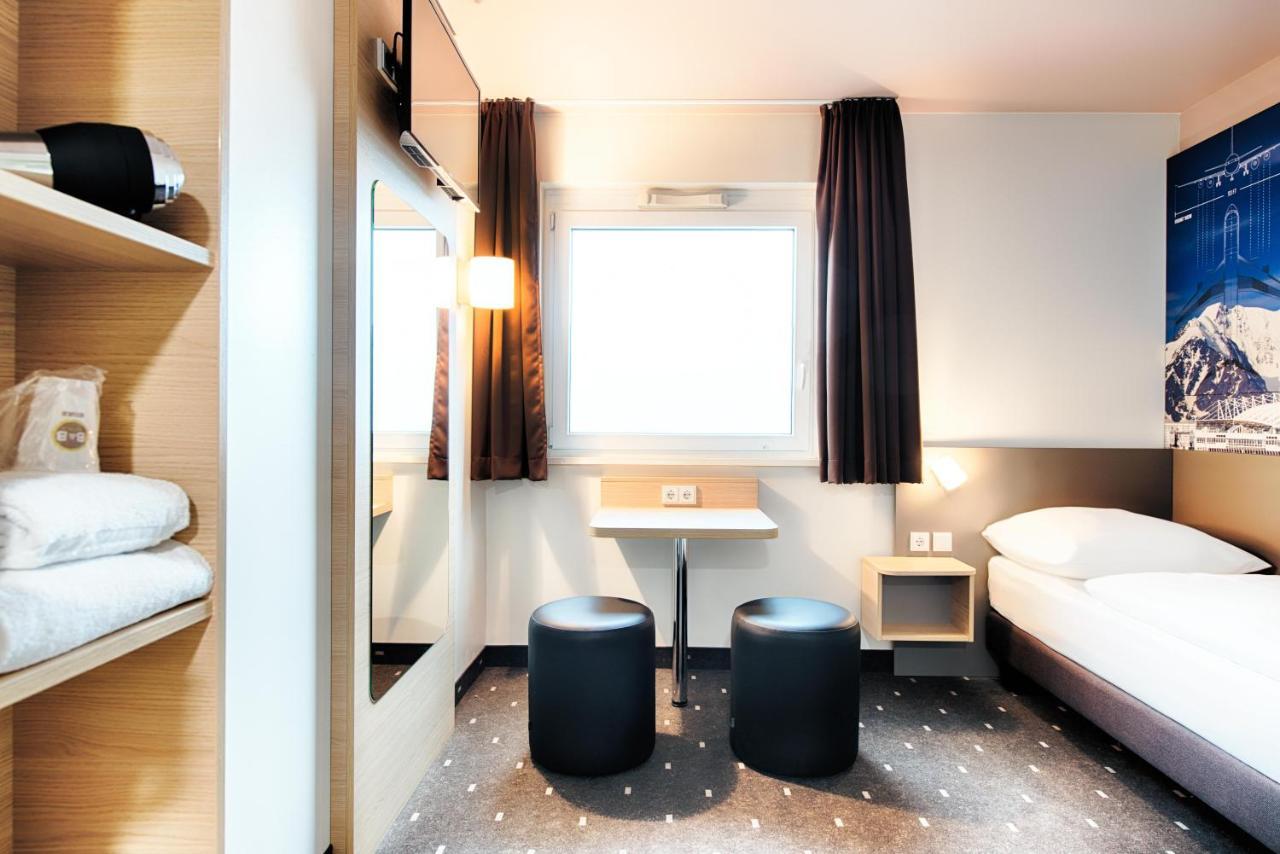 B&B Hotel Muenchen-Airport Hallbergmoos Bagian luar foto